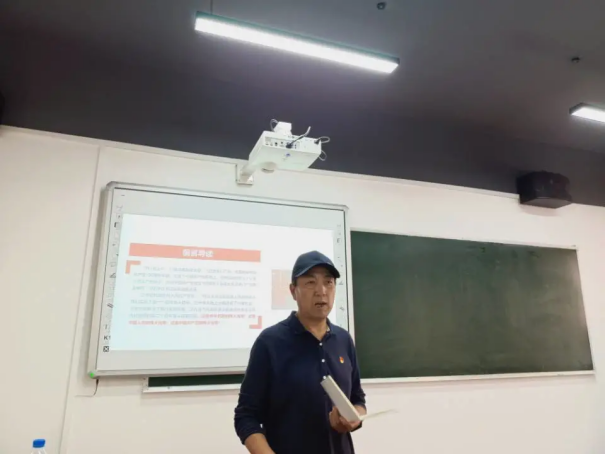 江南(中国)党群党支部与文化艺术学院党支部一起上党课,重温“七一”重要讲话精神-修改版440.png 江南(中国)党群党支部与文化艺术学院党支部一起上党课,重温“七一”重要讲话精神-修改版440.png